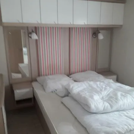 Kemp Mobil Saint-jean-de-mont 4*